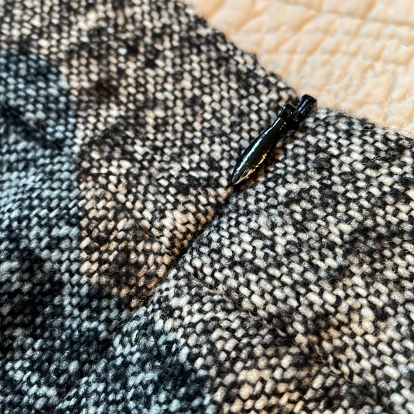 Moschino Cheap & Chic Wool Pencil Skirt - Picture 8 of 8